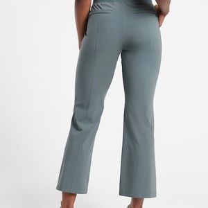 Athleta EUC Cosmic Kick Flare pants size 14
